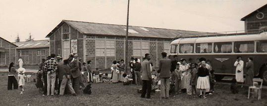 1956-A-arrivee-camp-sainte-livrade